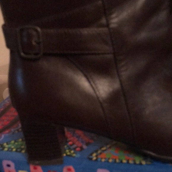 Gino Nicci Brown Leather Ankle Boots Size 6.5 - Picture 3 of 8